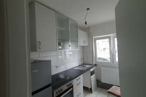 Sanierte 2-Zimmer-Erdgeschosswohnung mit einer Einzelgarage in Köln Niehl – Feldgärten Str 77, 50735 Niehl, Köln – Vorschaubild 11