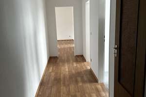 Gepflegte 2- Zimmer und 1-Zimmer Dachgeschosswohnung mit Balkon in zentraler Lage  von M'Gladb – Die vollständige Adresse der Immobilie erhältst du vom Anbieter., 41063 Am Wasserturm, Mönchengladbach – Vorschaubild 5