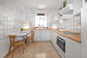 Große Doppelhaushälfte mit schönem Garten und Garage in toller Lage in Königsbrunn – Augsburg (Kreis) – Vorschaubild 3