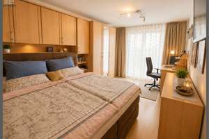 „112 m² Wohnkomfort mit zwei Balkonen – gepflegte 4,5-Zimmer-Wohnung mit Tiefgarage – Die vollständige Adresse der Immobilie erhältst du vom Anbieter., 72760 Reutlingen-Mitte, Reutlingen – Vorschaubild 14