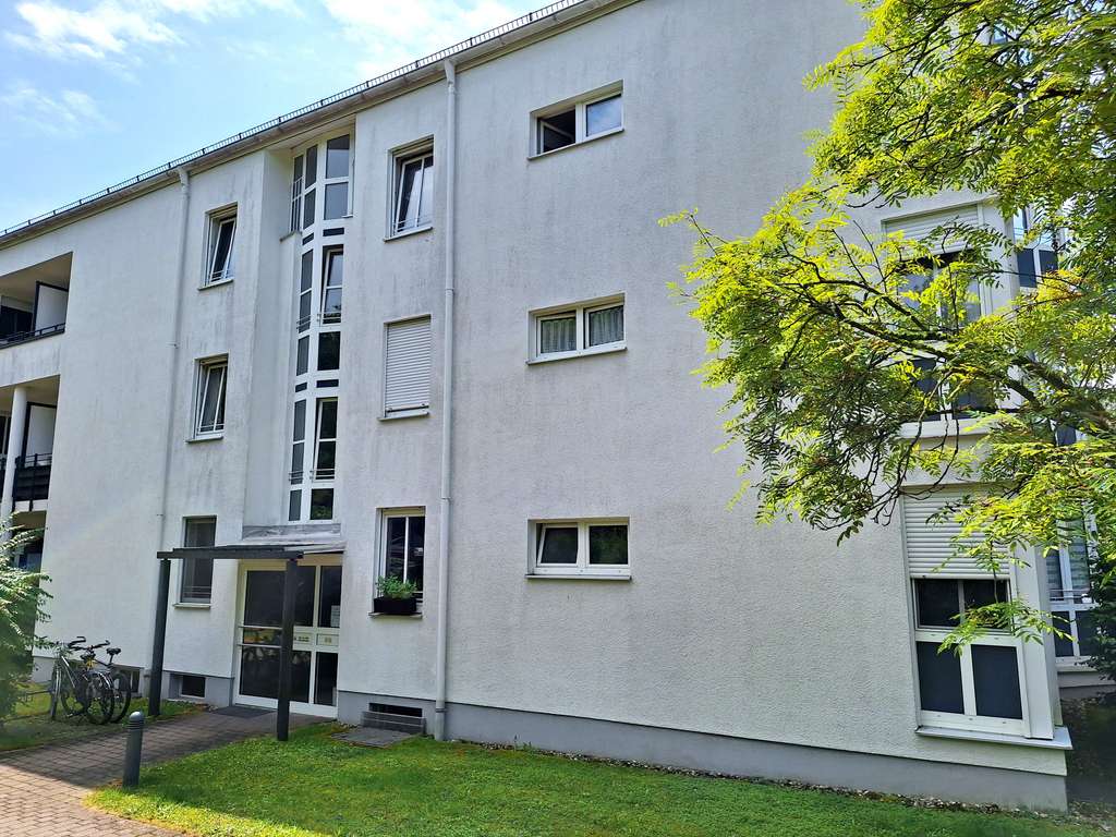 Immobilie in Poing - Vermietete und ruhig gelegene Galeriewohnung - attraktive Chance für die Zukunft - Bild 0