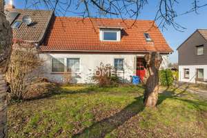 Sanierungsbedürftige Doppelhaushälfte mit 6 Zimmern, großem Grundstück und viel Potenzial – Die vollständige Adresse der Immobilie erhältst du vom Anbieter., 38259 Salzgitter-Bad, Salzgitter – Vorschaubild 3