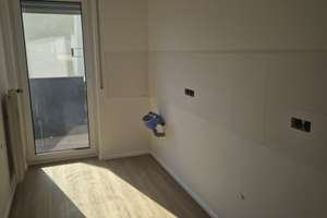 Helle, frisch renovierte 2-Zimmer-Wohnung mit Balkon in Nürnberg – Allersbergerstraße 86, 90461 Galgenhof, Nürnberg – Vorschaubild 4