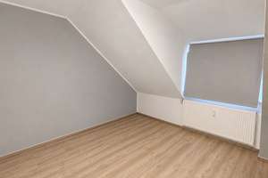 4-Zimmer-Dachgeschosswohnung mit zwei Bädern in Essen-Dellwig | ca. 100 m² – Kraienbruch 34, 45357 Gerschede, Essen – Vorschaubild 10