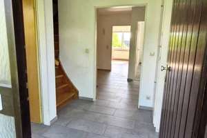 Einfamilienhaus mit ELW und tollem Garten in absoluter top Lage am Ende einer Sackgasse          – Die vollständige Adresse der Immobilie erhältst du vom Anbieter., 72766 Sondelfingen, Reutlingen – Vorschaubild 2