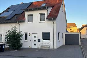 Freistehendes Haus mit 5 Zimmern und Garage in Dortmund-Huckarde – Zeppelinstr. 14a, 44369 Huckarde (Ortsteil), Dortmund – Vorschaubild 1
