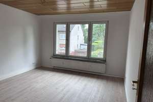 Modernisierte Wohnung in ruhiger Lage – Grünewaldstr. 20, 44795 Weitmar-Mitte, Bochum – Vorschaubild 2