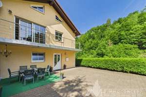 Zweifamilienhaus| ca. 215 m² Wohnfläche | ca. 3.500 m² Grundstück | Anbau von 2002 | 2 Garagen – Die vollständige Adresse der Immobilie erhältst du vom Anbieter., 55779 Heimbach – Vorschaubild 2