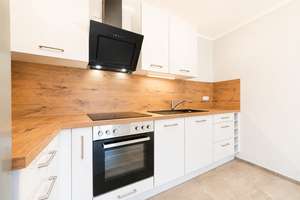Erstbezug nach Sanierung* 2-RW* West-Balkon* neue EBK* Bad mit Wanne* TG-SP* Aufzug* Grüne Lage – Geschwister-Scholl-Straße 10, 1809 Heidenau – Vorschaubild 4
