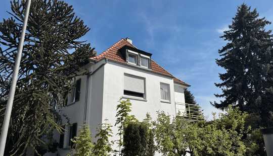 Bild von Edel, geräumig, saniert _ schönes Haus in Rüsselsheim