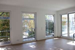 Herrliche 3-Zimmer-Wohnung 83 m² im Erdgeschoss in Stuttgart-West direkt am Berliner Platz – Die vollständige Adresse der Immobilie erhältst du vom Anbieter., 70174 Rosenberg, Stuttgart – Vorschaubild 4