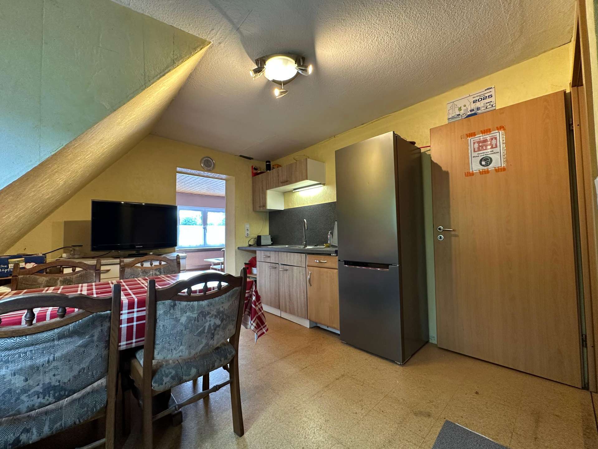 Immobilie in Weener - Mehr Raum für Ihre Pläne - wohnen, vermieten, kombinieren - Bild 3