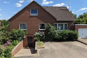 Freistehendes EFH mit Einliegerwohnung, Doppelgarage & großem Grundstück – Die vollständige Adresse der Immobilie erhältst du vom Anbieter., 30890 Barsinghausen – Vorschaubild 3
