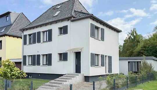 Bild von Moderne Stadtvilla mit seperatem Gästehaus