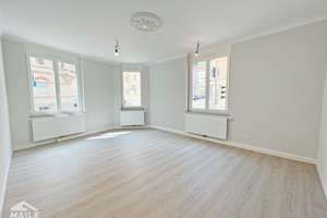 Hochwertig sanierte 3 Zimmer-Altbauwohnung mit Einbauküche in S-Süd! – Möhringerstr 149, 70199 Heslach, Stuttgart – Vorschaubild 2