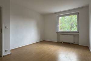Ruhige 4-Zimmer-Wohnung mit Loggia und Blick ins Grüne in Hannover – Thüringer Str. 47, 30179 Vahrenheide, Hannover – Vorschaubild 8