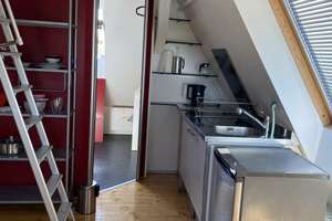 Schnuckelige Dachgeschoss Wohnung (Maisonette) – Die vollständige Adresse der Immobilie erhältst du vom Anbieter., 76185 Grünwinkel, Karlsruhe – Vorschaubild 2