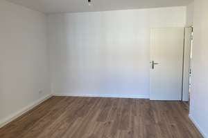 Helle 2-Zimmer Wohnung im 3. OG mit Balkon in Nürnberg-Steinbühl – Munkerstraße 1, 90443 Steinbühl, Nürnberg – Vorschaubild 2