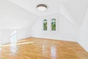 2. OG! Hochwertige und charmante Dachgeschosswohnung mit grandioser Panoramaterrasse – Die vollständige Adresse der Immobilie erhältst du vom Anbieter., 65193 Nordost, Wiesbaden – Vorschaubild 8
