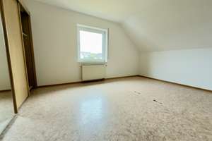 Kirchberg | 185 m² Wfl. | 148 m² Nutzfl. | 737 m² Grundstück | Doppelgarage – Die vollständige Adresse der Immobilie erhältst du vom Anbieter., 55481 Kirchberg (Hunsrück) – Vorschaubild 12