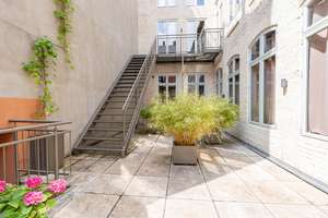 Hanseatisches Unikat von internationalem Rang: Festsaal, Rokosaal & Büro-/Wohnhaus   in der Altstadt – Die vollständige Adresse der Immobilie erhältst du vom Anbieter., 23552 Innenstadt, Lübeck – Vorschaubild 16