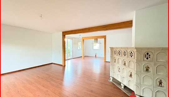 Bild von Zweifamilienhaus am Fuße des Lohbergs