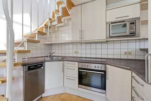 Helle Maisonettewonung schick & modern mit ++Panorama-Terrasse++Tiefgarage++ – Die vollständige Adresse der Immobilie erhältst du vom Anbieter., 71229 Leonberg – Vorschaubild 5