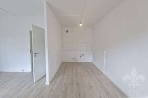 Praktische 2 Raum Wohnung mit Balkon und offener Küche nahe der Uniklinik ab sofort zu vermieten – Arnold-Zweig-Straße 37, 39120 Leipziger Straße, Magdeburg – Vorschaubild 10