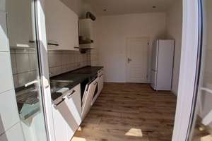 Top Lage, top Wohnung: 3 Zimmer, Große Wohnküche, neues Bad, EBK,große Terrasse, Garten – Badenstrasse 20, 41061 Eicken, Mönchengladbach – Vorschaubild 2
