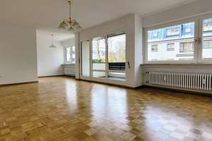 Exklusive, 2-Zimmer-Hochparterre-Wohnung mit Balkon und EBK in München, beste Lage – Emil-Dittler-Straße 27, 81479 Solln, München – Vorschaubild 3