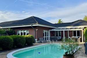 Stilvoll modernisiert: Einfamilienhaus in Berlin-Rosenthal