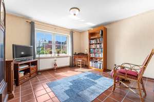Großes Einfamilienhaus mit Zweifamilienhaus-Potenzial und gepflegtem Garten in Wiesmoor! – Die vollständige Adresse der Immobilie erhältst du vom Anbieter., 26639 Wiesmoor – Vorschaubild 5