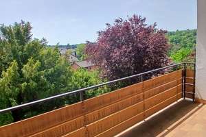 4-Zimmer-Wohnung mit Balkon