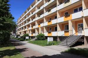 *3-Raum Wohnung in Brückfeld mit Einbauküche* – Brückstr. 8, 39114 Brückfeld, Magdeburg – Vorschaubild 1