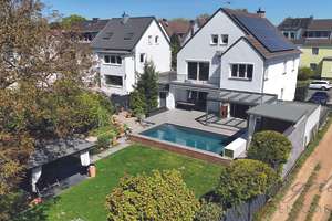 Familiengerechtes Wohnen. Zukunftsfähig & Flexibel: Generationenwohnen mit 2 Garagen, Solar und Pool – Die vollständige Adresse der Immobilie erhältst du vom Anbieter., 51067 Holweide, Köln – Vorschaubild 22