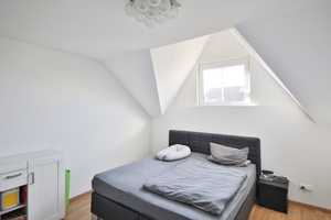 Schickes Reihenmittelhaus für eine kleine Familie in Kieselbronn – Enzkreis – Vorschaubild 4