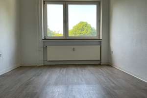 Flotte 3-Raum-Wohnung mit Balkon! – Minnesängerstr. 57, 45279 Freisenbruch, Essen – Vorschaubild 5