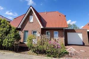 Vor den Türen Norddeichs - Sehr gepflegtes Einfamilienhaus in TOP-Lage von Norden! – Die vollständige Adresse der Immobilie erhältst du vom Anbieter., 26506 Norden – Vorschaubild 2