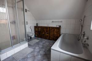 Charmantes EFH in Top Lage – Die vollständige Adresse der Immobilie erhältst du vom Anbieter., 89335 Ichenhausen – Vorschaubild 17