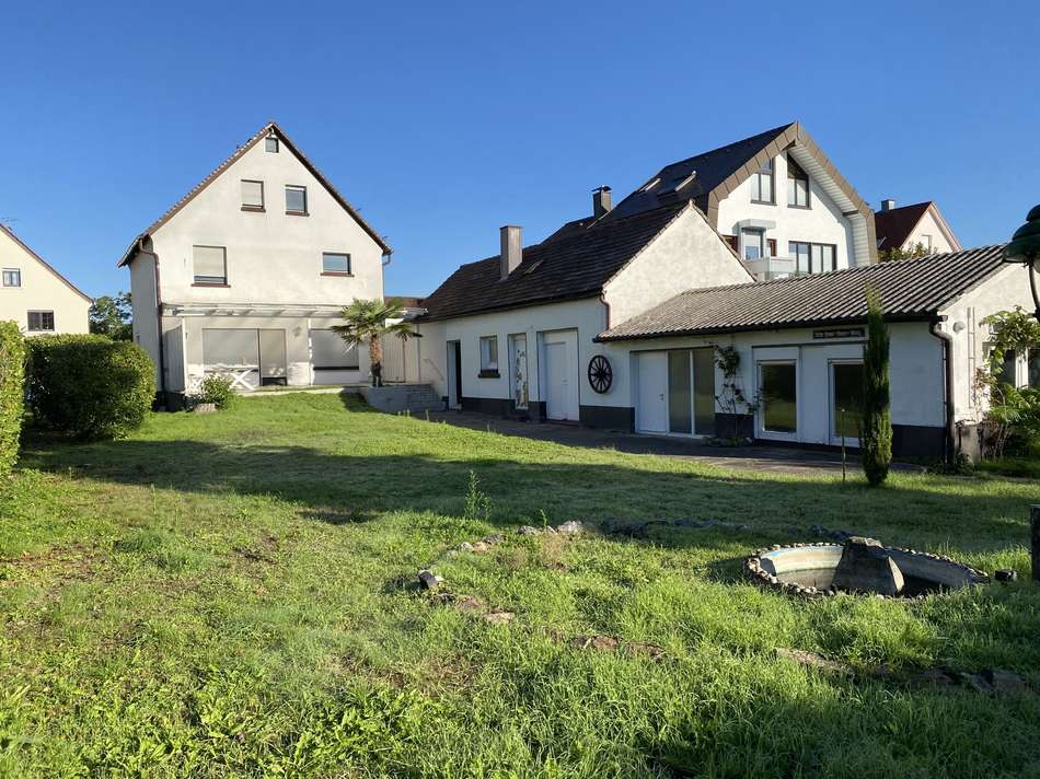 Garten und Rückansicht