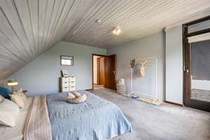 Ihr neues Zuhause: 5-Zimmer-Einfamilienhaus mit liebevoll angelegtem Garten – Die vollständige Adresse der Immobilie erhältst du vom Anbieter., 25746 Heide – Vorschaubild 12