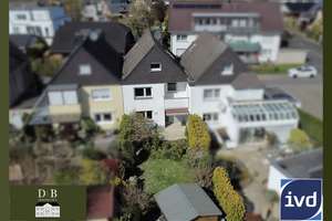 Hier beginnt Ihr neues Kapitel – Reihenmittelhaus zum Verlieben – Die vollständige Adresse der Immobilie erhältst du vom Anbieter., 53859 Niederkassel – Vorschaubild 1