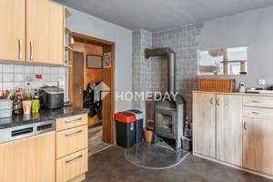 Sechs Zimmer, Garten und Garage – Ihr neues Zuhause mit Entwicklungsmöglichkeiten – 93055 Brandlberg-Keilberg, Regensburg – Vorschaubild 7