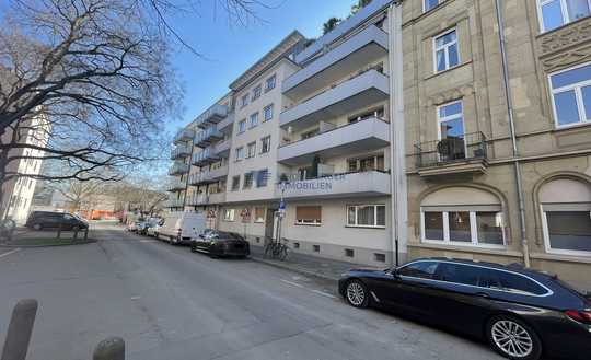 Kapitalanlage: Vermietete 3 Zimmer Wohnung mit Potential in guter Wohnlage!