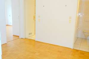 In perfekter Westendlage! Große 2 Zimmerwohnung mit tollem Südbalkon & Gartennutzung – 60323 Westend-Süd, Frankfurt am Main – Vorschaubild 14