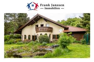 Freistehende Landhaus-Villa in ökologischer Bauweise in Feusdorf - Barrierefreies Wohnen – Die vollständige Adresse der Immobilie erhältst du vom Anbieter., 54584 Feusdorf – Vorschaubild 1