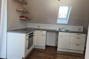 Helle 2-Zimmer Dachgeschosswohnung in Augsburg/Pfersee – Die vollständige Adresse der Immobilie erhältst du vom Anbieter., 86157 Pfersee-Süd, Augsburg – Vorschaubild 7