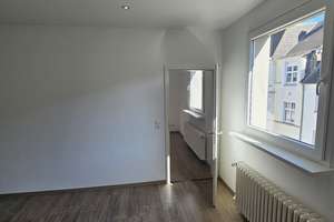 2,5-Zimmer Dachgeschosswohnung in Rüttenscheid inkl. hochwertiger Einbauküche – Christophstraße 10, 45130 Rüttenscheid, Essen – Vorschaubild 19