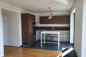 Moderne 3-Zimmer-Wohnung Wasserblick in Spandau mit Einbauküche