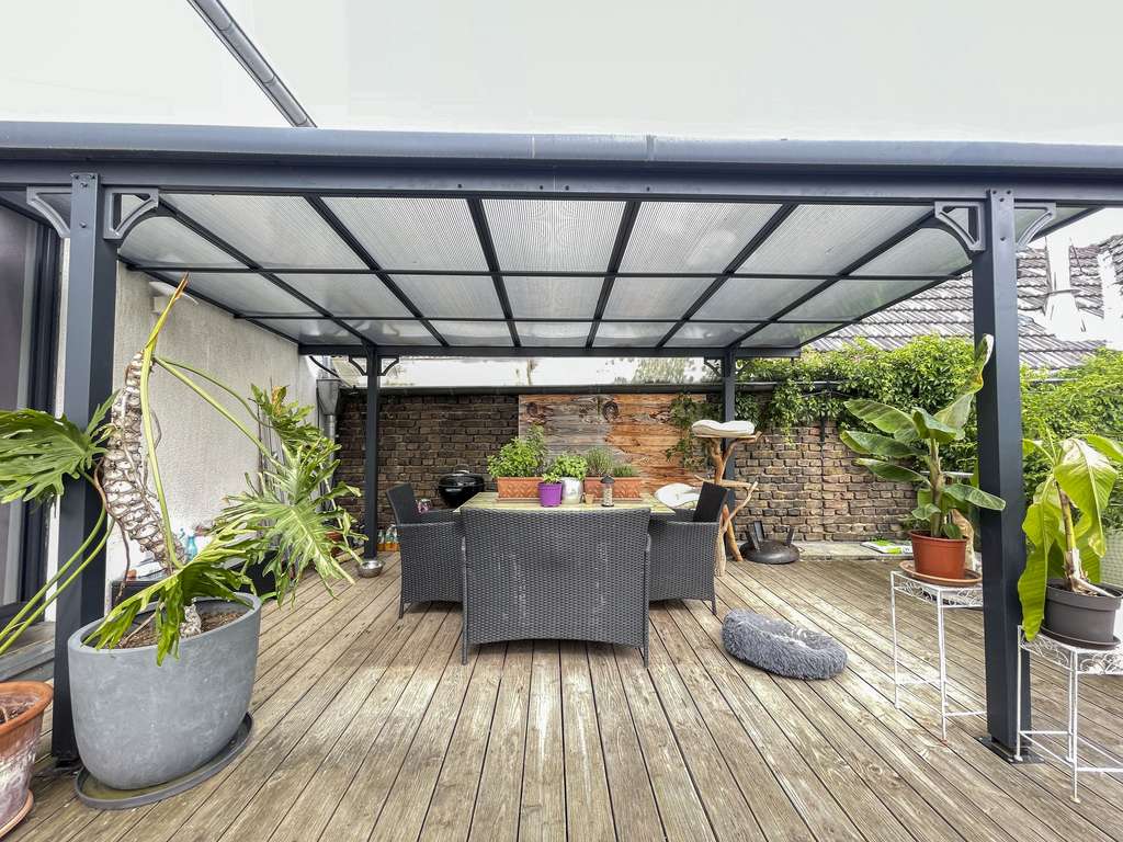 Stilvolles Wohnen mit sonniger Terrasse und großem Garten in Alfter